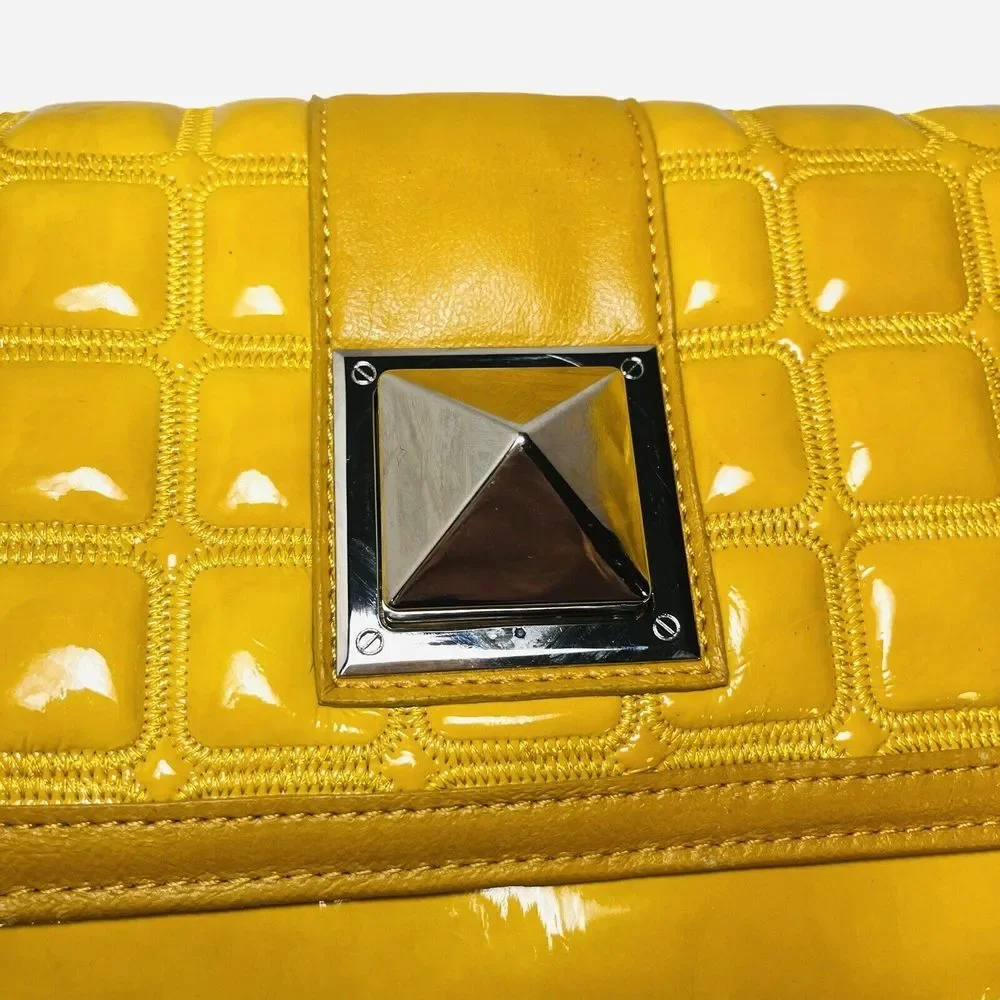 Vintage Nicole Lee Yellow Patent Faux Leather Clutch‎ Silver Turn Buckle Quilted